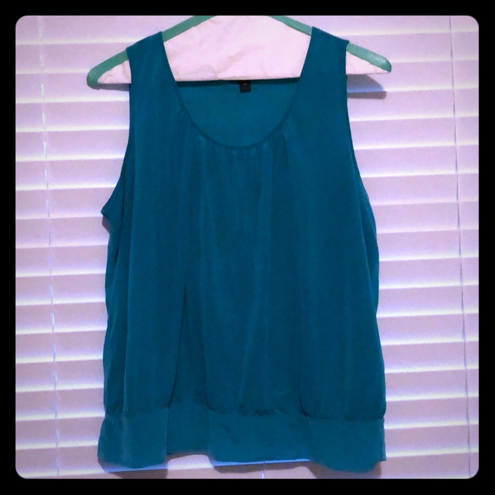Worthington Sleeveless Blouse